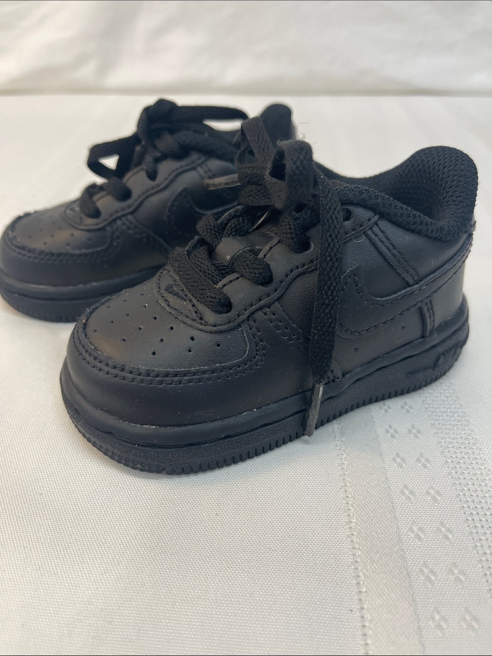 Nike Air Force One Toddler Black Low-Top Sneakers size 4c